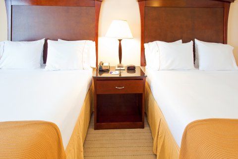 Holiday Express By Ihg Seguin